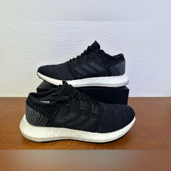Adidas Pureboost Go Athletic
Lace Up Training Shoe Unisex
Size 6 Black - Picture 2 of 8